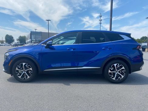 Certified 2023 Kia Sportage EX FWD image 4