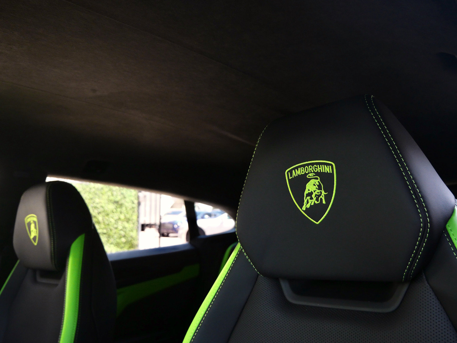 Used 2026 Lamborghini Urus SE AWD/4WD image 22