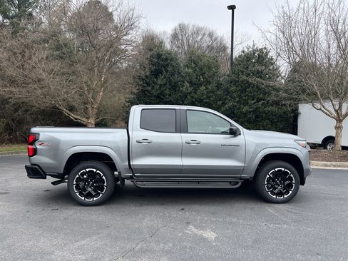 Used 2026 Chevrolet Colorado Z71 w/ Z71 Convenience Package 2 AWD/4WD image 10