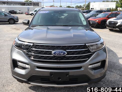 Used 2023 Ford Explorer XLT w/ Equipment Group 202A image 4