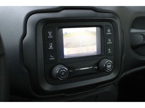 Used 2019 Jeep Renegade Sport image 36