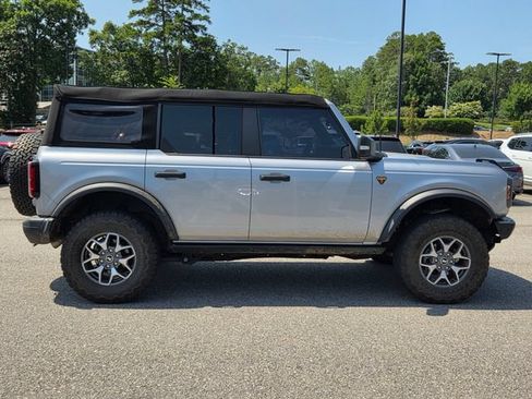 Used 2024 Ford Bronco Badlands AWD/4WD image 6