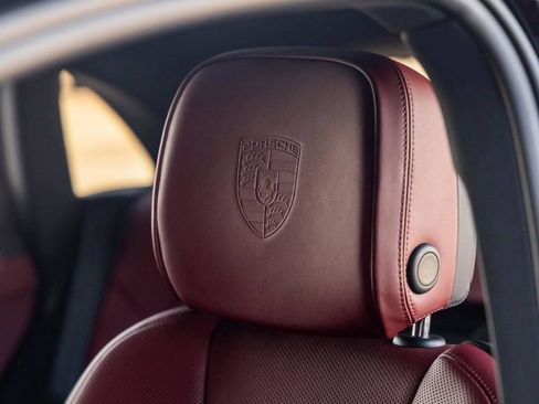 New 2026 Porsche Macan image 74