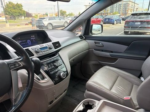 Used 2013 Honda Odyssey EX-L image 12