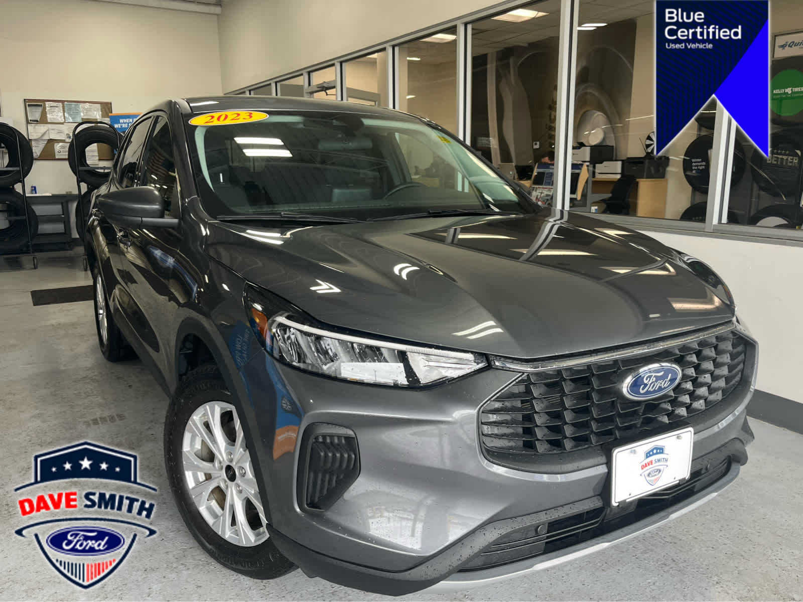 Used 2023 Ford Escape Active AWD/4WD image 1