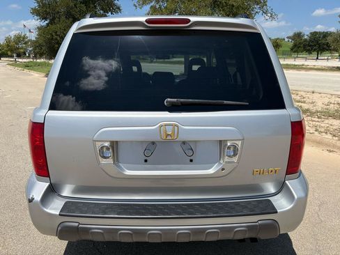 Used 2004 Honda Pilot EX image 12