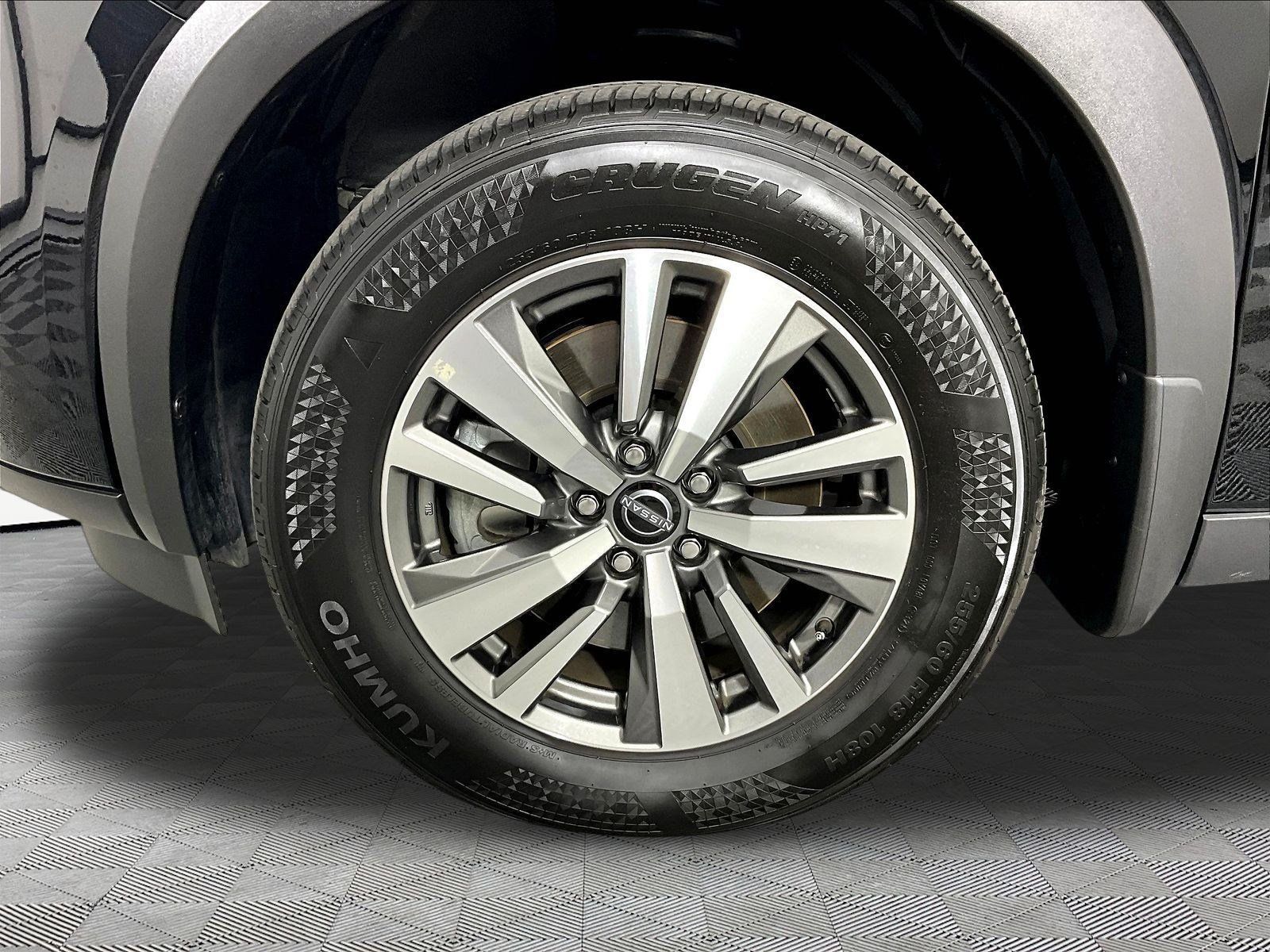Certified 2025 Nissan Pathfinder SL AWD/4WD image 34