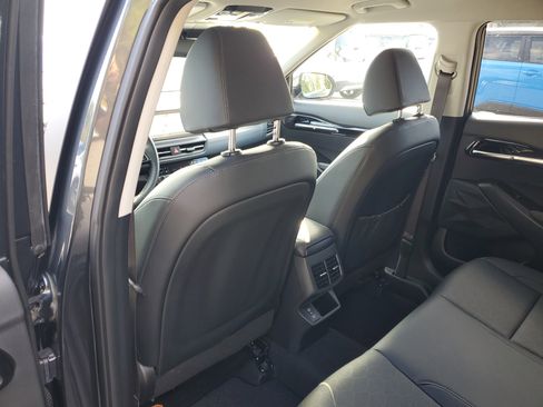 Certified 2025 Kia Seltos EX image 17