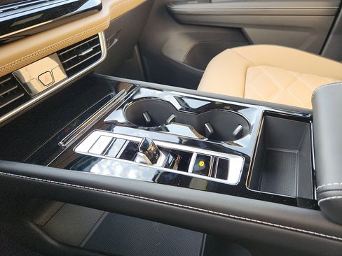 New 2026 Volkswagen Atlas Cross Sport SE image 20