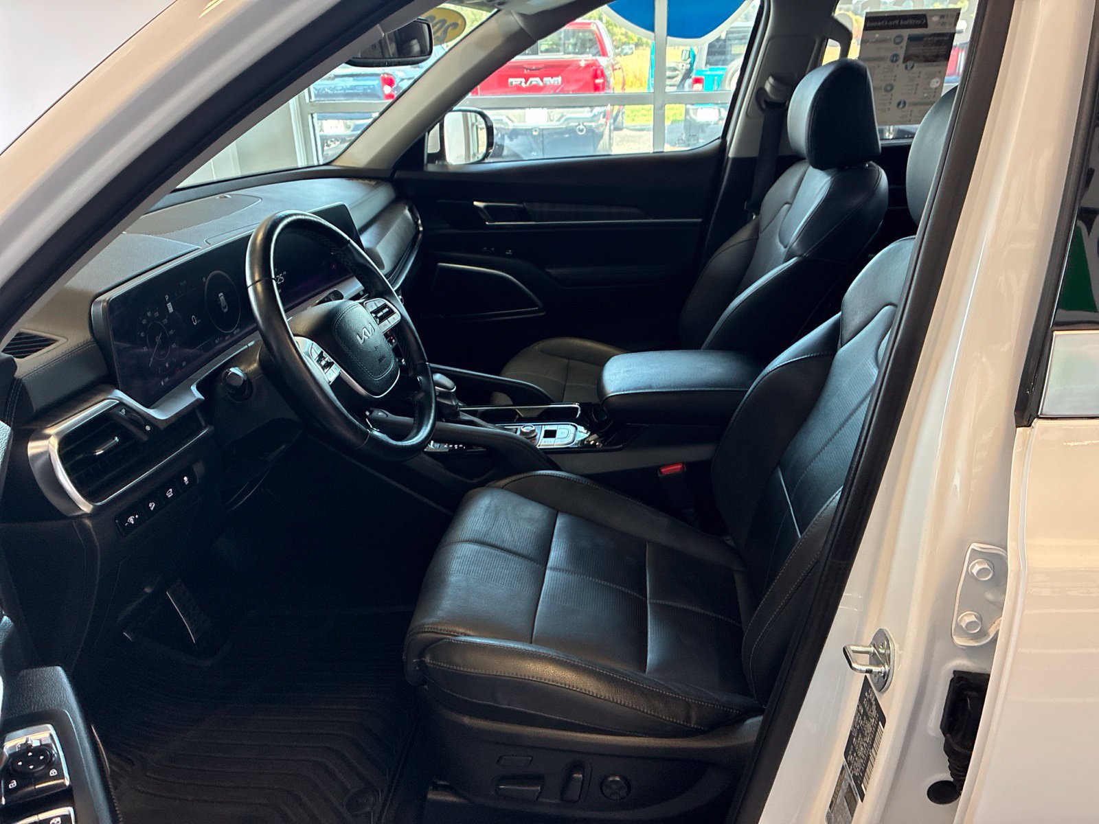 Used 2023 Kia Telluride SX AWD/4WD image 18