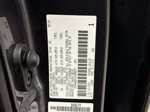 Used 2025 Toyota Sequoia TRD Pro image 27