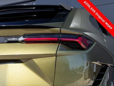 Used 2024 Lamborghini Urus Performante image 12