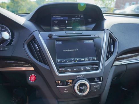 Used 2018 Acura MDX SH-AWD image 17