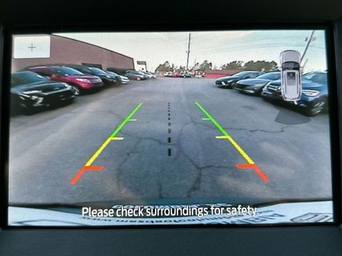 Used 2019 Ford Edge Titanium image 17