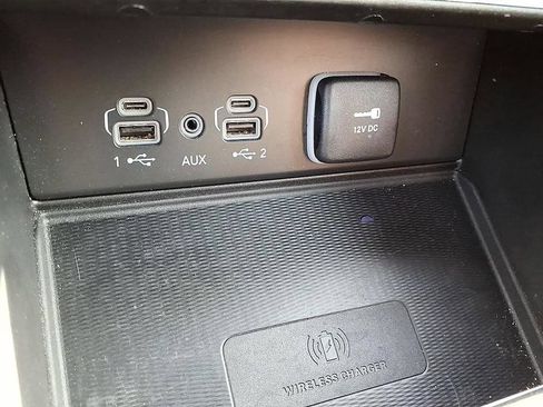 Used 2024 Jeep Grand Cherokee Altitude AWD/4WD image 26