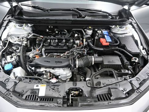 Certified 2024 Honda Accord LX image 11