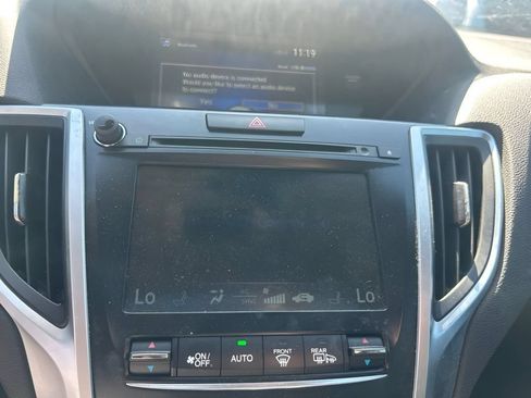Used 2016 Acura TLX V6 w/ Technology Package FWD image 24