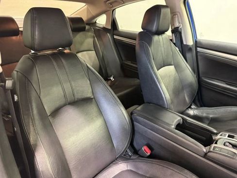 Used 2017 Honda Civic EX-L image 25