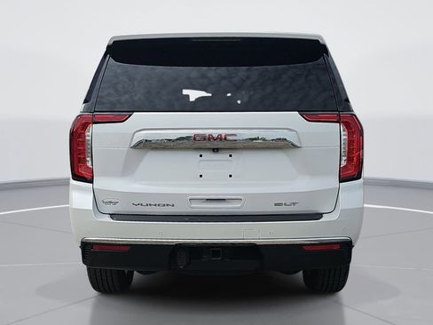 Used 2023 GMC Yukon XL SLT w/ SLT Premium Package AWD/4WD image 5