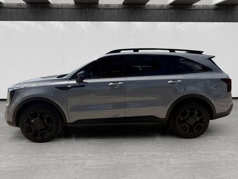 Used 2025 Kia Sorento SX Prestige AWD/4WD image 2