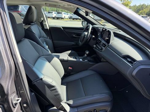 Used 2025 Lexus ES 350 w/ Premium Package FWD image 14