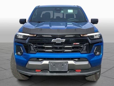 Used 2023 Chevrolet Colorado Z71 w/ Z71 Convenience Package 2 image 4