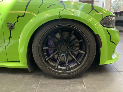 Used 2022 Dodge Charger SRT Hellcat w/ Alcantara Interior Package RWD image 13