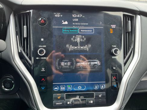 Used 2024 Subaru Outback Premium image 16