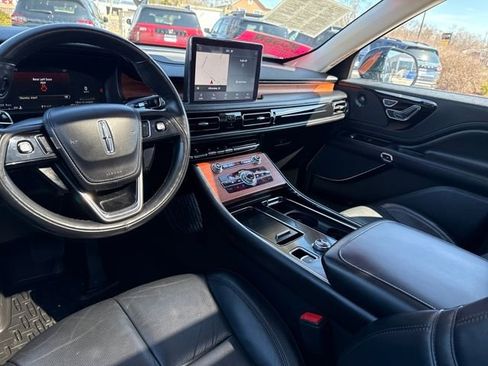 Used 2020 Lincoln Aviator Reserve w/ Equipment Group 201A AWD/4WD image 28