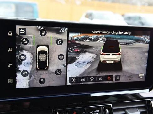 New 2026 Nissan Pathfinder Platinum image 18