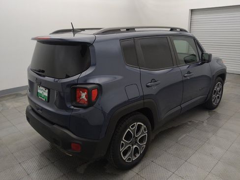 Used 2021 Jeep Renegade Latitude FWD image 9