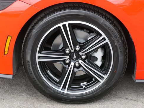 Used 2024 Ford Mustang Premium RWD image 8
