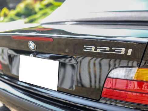 Used 1999 BMW 323i Convertible image 45