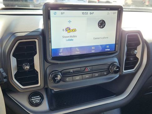 Certified 2022 Ford Bronco Sport Outer Banks w/ Tech Package image 18