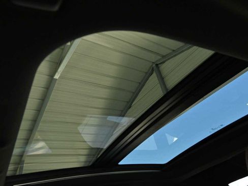 New 2026 BMW 228i w/ Technology Package FWD image 25