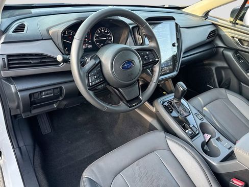 Used 2025 Subaru Crosstrek 2.5i Limited w/ Crosstrek Mirror Package image 11