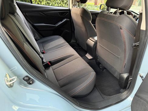 Used 2021 Subaru Crosstrek 2.0i Premium w/ Moonroof Package image 21