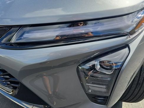 New 2026 Chevrolet Trax ACTIV w/ Sunroof Package FWD image 31