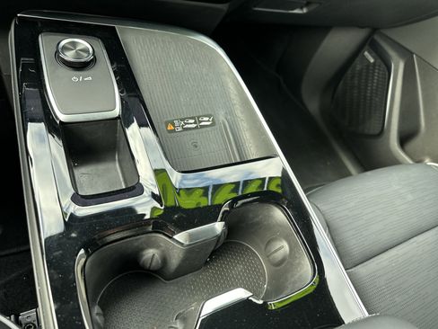 Used 2025 Buick Enclave Sport Touring w/ Super Cruise Package image 19