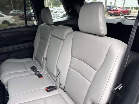 Used 2023 Honda Passport Elite image 14