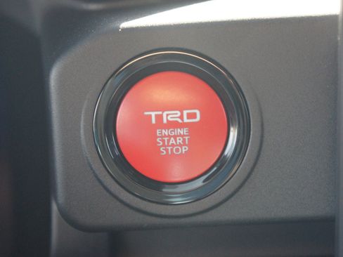 Used 2026 Toyota 4Runner TRD Sport AWD/4WD image 8