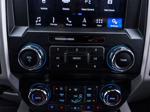 Used 2019 Ford F350 Lariat AWD/4WD image 27