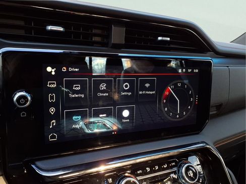 Certified 2022 GMC Sierra 1500 AT4 w/ AT4 Premium Package image 9