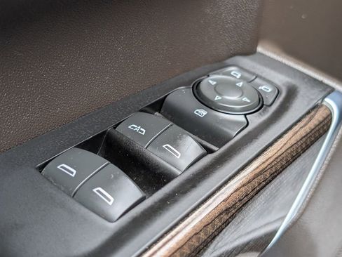 Used 2020 Chevrolet Silverado 1500 LT w/ All-Star Edition image 27