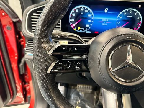 Used 2024 Mercedes-Benz GLS 580 4MATIC image 20