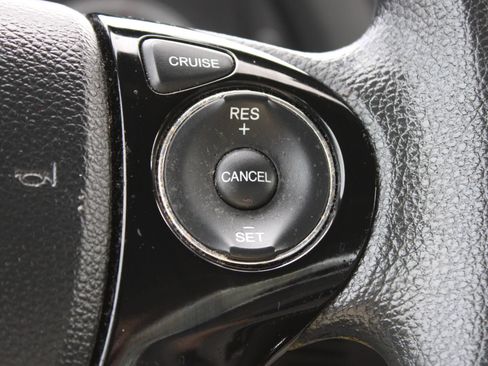 Used 2017 Honda Accord LX image 32