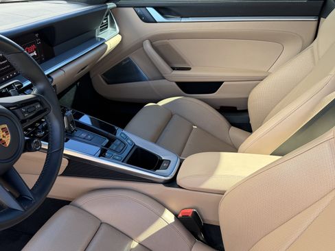 Certified 2022 Porsche 911 Turbo S image 4