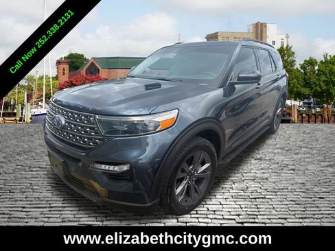 Used 2024 Ford Explorer XLT w/ Equipment Group 202A AWD/4WD image 1