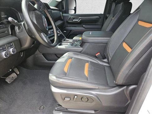 Used 2025 GMC Sierra 2500 AT4 AWD/4WD image 15