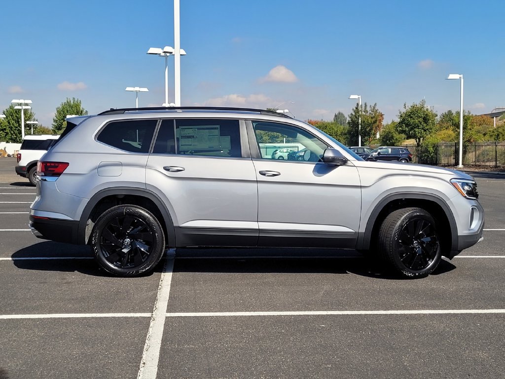New 2026 Volkswagen Atlas SE AWD/4WD image 4